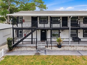 Exterior - Clearwater Top floor #5 (Clearwater)