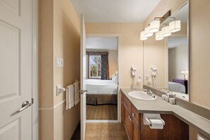 Le Johannsen #378 | Bathroom | Combined shower/tub, hair dryer, towels, soap - Le Johannsen by RVMT (Mont-Tremblant)