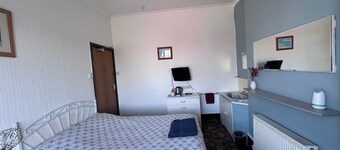 Affordable & Cozy Seaside Guest House| Cleethorpes