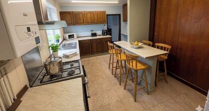 Affordable & Cozy Seaside Guest House| Cleethorpes