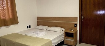 HOTEL CELEIRO