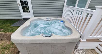Newly Renovated 2 bedroom, Swimming Pool, Hottub, Dog Friendly