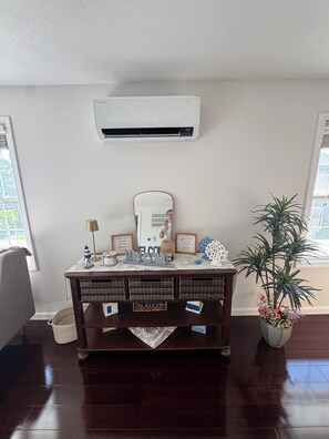Interior - Diamond Lake Hideaway (Cassopolis)