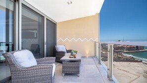 Terrace/patio - One 1001: Luxury Beachfront Escape with Stunning Ocean Views (Puerto Peñasco)