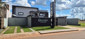 Exterior - Hotel Smarthome (Sapezal)