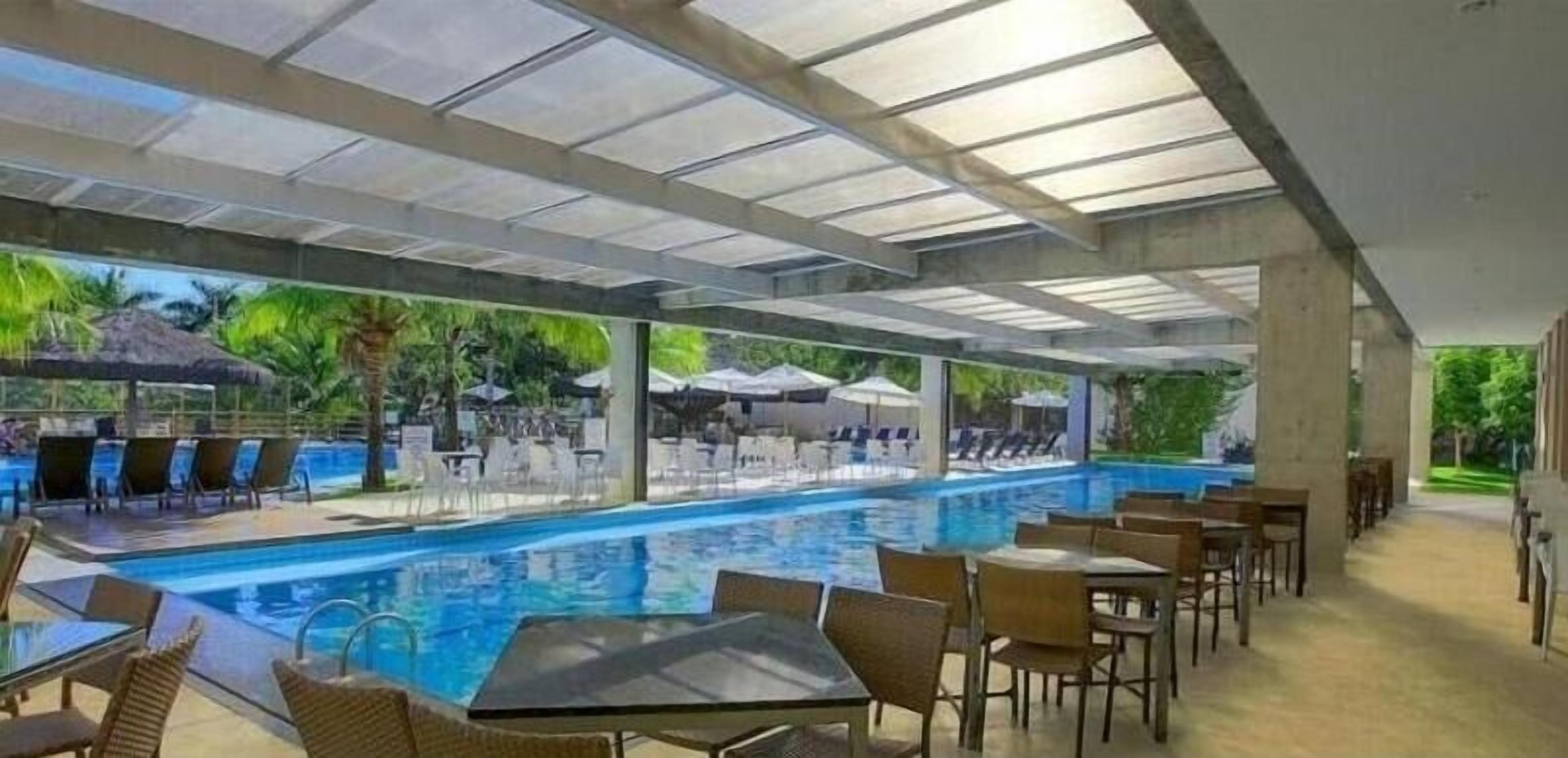 3 piscinas externas