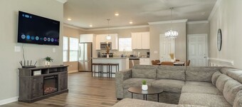 Brand New 3BR - Patio - Fast WiFi+Workspace - Near Airport & Whitewater Center