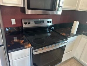 Private kitchen - Refinery Haven Cove (Ponca City)