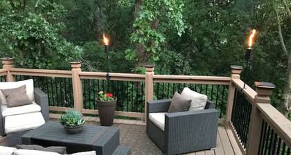 FIFA World Cup HQ/Luxury 5 BR /Sleeps 14/14mi Arrowhead/2 Kitchens/Private Suite