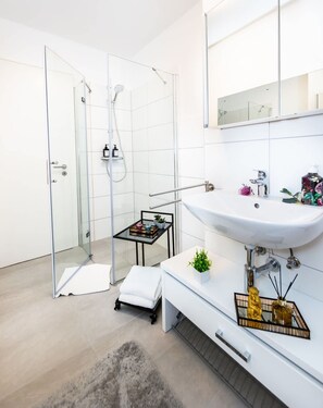 House | 2 bedrooms, Internet - Charmante Wohnung in Koblenz (Koblenz)
