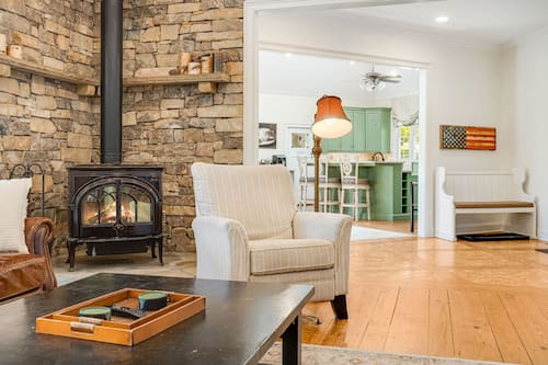 House | 4 bedrooms, Internet