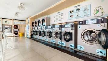 Apartment, 1 Bedroom, Balcony | Laundry