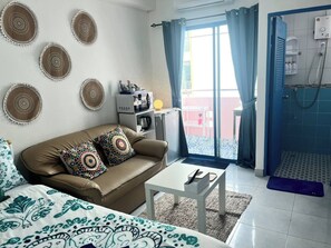 Apartment, 1 Bedroom, Balcony | Living room - 401 Budget Room Utilities Wifi Balcony in Ratchada (Bangkok)