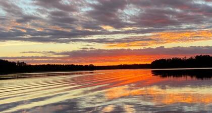 Waterfront 3-bedroom house in Soap Creek in Lincolnton, Ga on Clarks Hill lake.