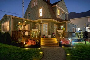 Exterior - VIP World Cup Basecamp  <5 Mi to MetLife, 4 Min Teterboro, Chef + Private Driver (Hasbrouck Heights)