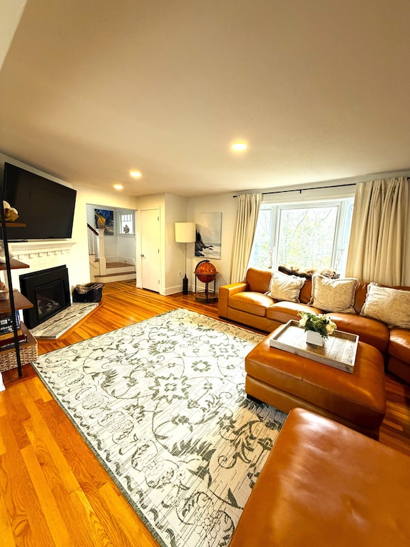 Gorgeous 3-bedroom House In Charming Portland - Portland, ME