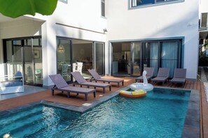 Piscine extérieure