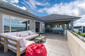 Terrace/patio - Tauhara Sunrise - Taupo (Taupo)