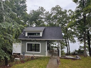 Exterior - Unwind in Style: Premium Lakefront Oasis w Hot Tub, Dock, and Over-Water Sun Net (Camden)