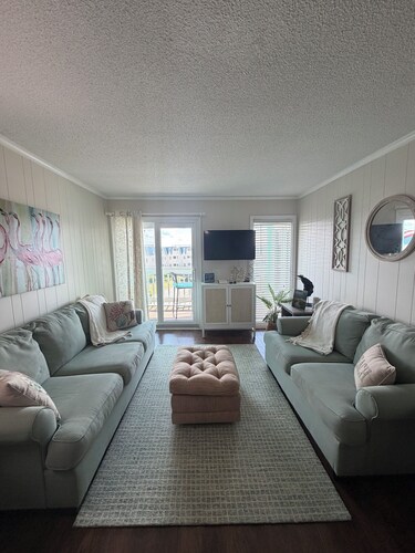 Gone Coastal-2BR/2BA Condo-Ocean and Sound Views