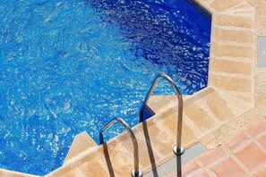 Pool - Apartment Burriana, 2 bedroom (Nerja)