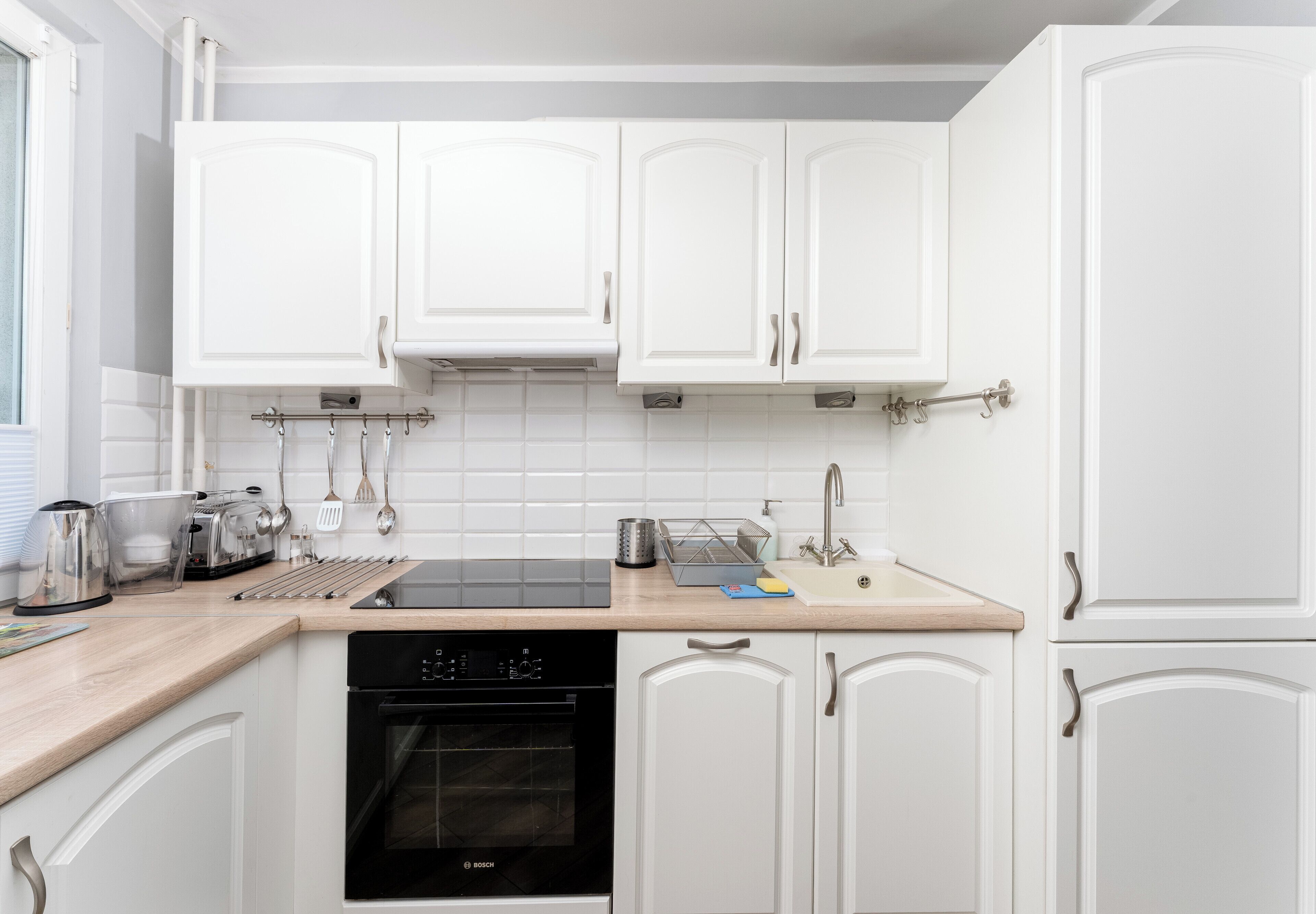 Kühlschrank, Ofen, Herdplatte, Geschirrspüler