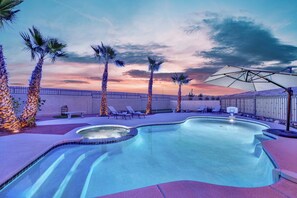 Pool - The Gold Standard - 4BR Pool & Retreat (Henderson)