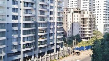 Apartment, 1 Bedroom, Accessible, City View | Exterior