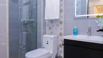 Apartamento, 1 habitación, accesible para personas con discapacidad, vistas a la ciudad | Baño