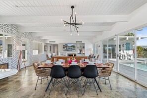 Dining - Hilltop Haven - 1950s Palm Springs Hideaway with Pool, Spa & Endless Views (Palm Springs)