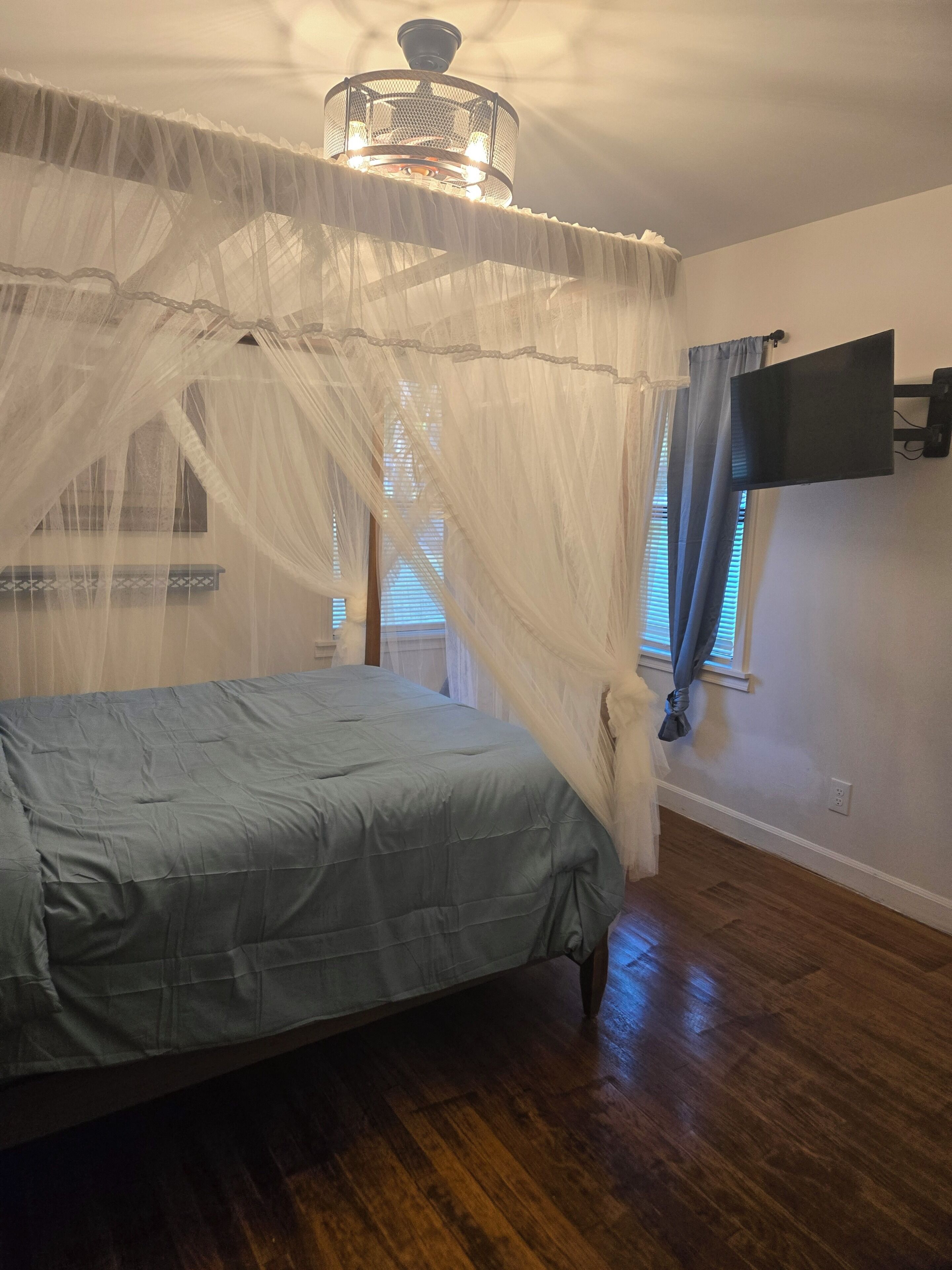 4 Schlafzimmer, Bügeleisen/Bügelbrett, kostenloses WLAN, Bettwäsche