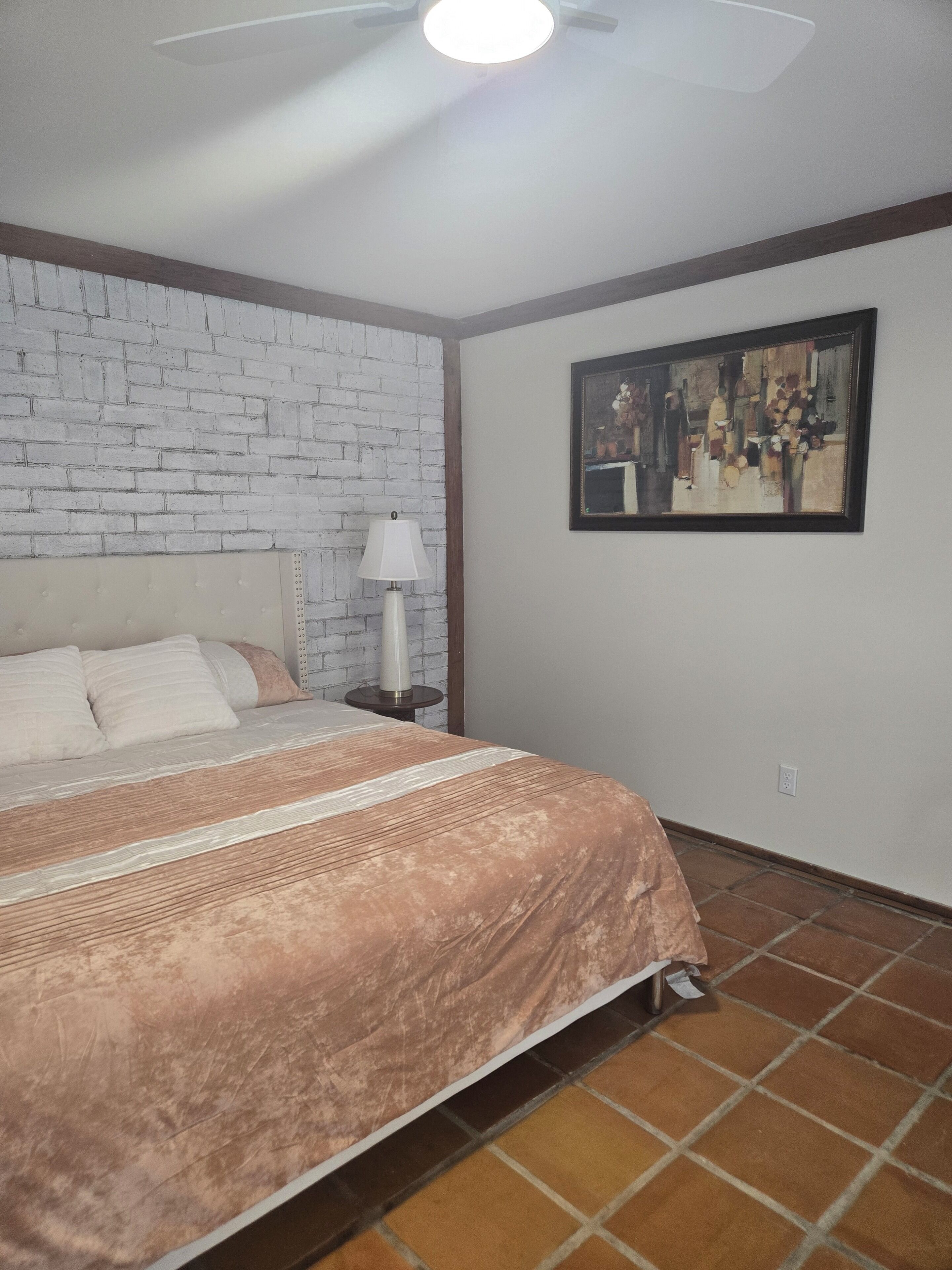 4 Schlafzimmer, Bügeleisen/Bügelbrett, kostenloses WLAN, Bettwäsche