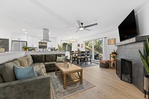 Smart TV, fireplace - Blue Pine Retreat | Fully Updated Kingsbury Home W/ Hot tub | Lake Tahoe, NV | NVH0821 (Stateline)