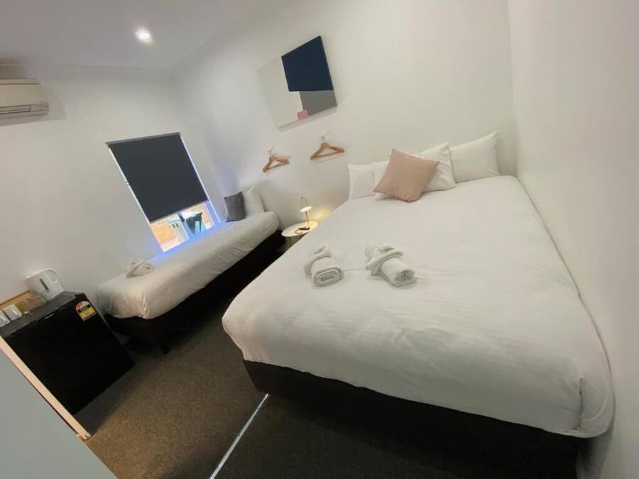 Desk, laptop workspace, iron/ironing board, free WiFi