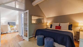 Iron/ironing board, free WiFi, bed sheets