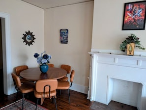 Dining - Spacious & Charming 4 BR near Downtown (Milwaukee)