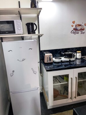Private kitchen - Large StudioFlat in heart of Camden market (London)