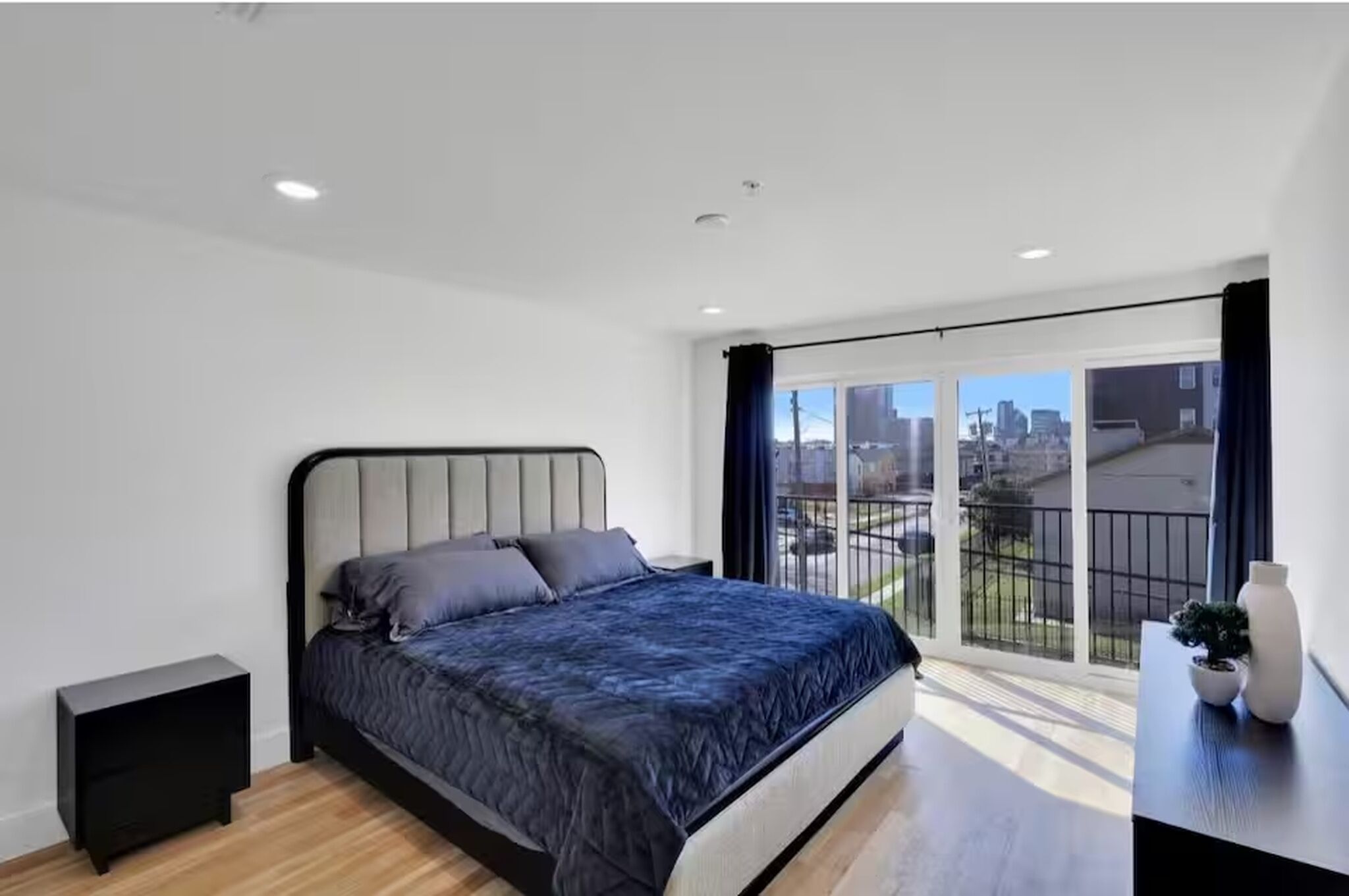 Deluxe Townhome, 3 Bedrooms | Iron/ironing board, free WiFi