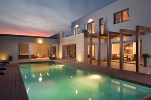 Pool - Villa Royal Green, Labin, Croatia (Labin)