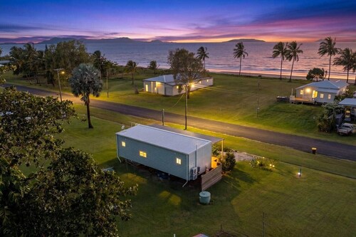 The Beach House - Tully Heads
