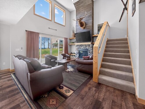 Lakefront 3BR Townhome at Izatys Golf & Mille Lacs
