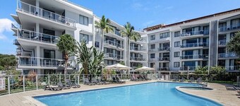Swell Resort Burleigh Heads