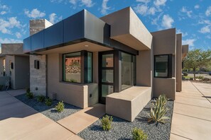 Exterior - Suite Near Snow Canyon, Tuacahn, and Black Desert Resort (Ivins)