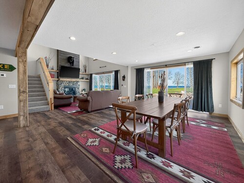 Mille Lacs Lakefront Golf Retreat at Izatys – 2 Townhomes, Sleeps 12