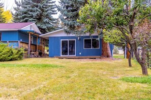 Exterior - Lakefront home w/ private dock & large patio - dog friendly (Big Arm)
