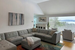 TV - Stunning home with amazing views, a private pool, serenity & lake access (Meredith)