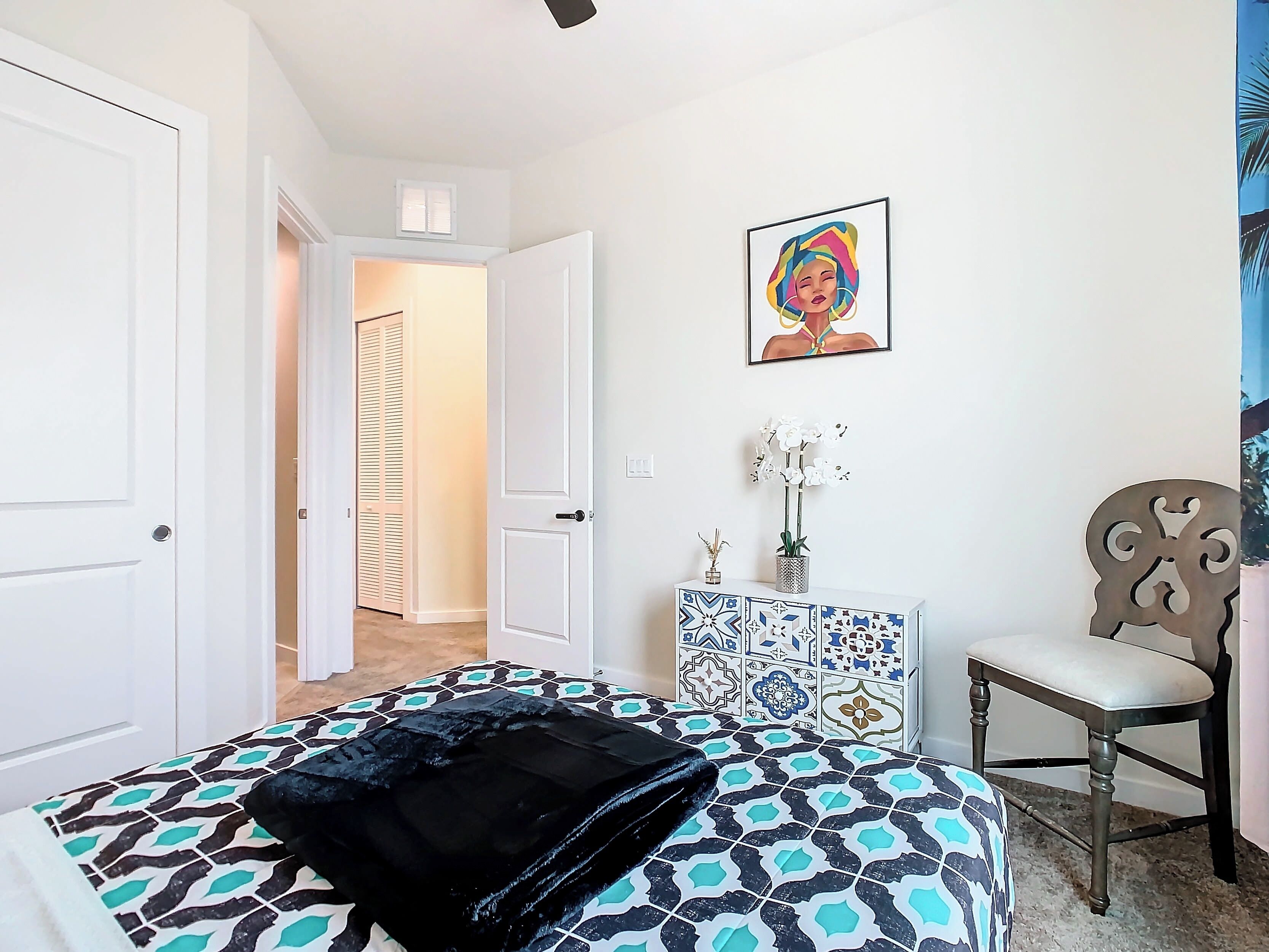 4 bedrooms, iron/ironing board, free WiFi, bed sheets