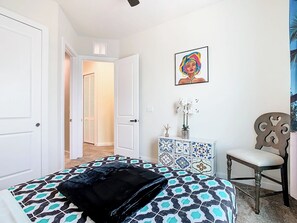 4 habitaciones, tabla de planchar con plancha y wifi gratis