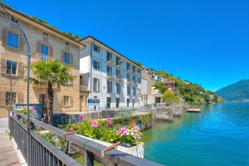 Historic Palazzo Gritti - Lugano Lakefront stay - Camelia, Morcote, Switzerland
