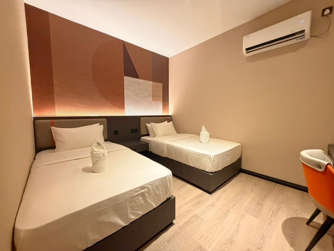 Kamar Twin | Meja kerja, ruang kerja ramah laptop, dan Wi-Fi gratis